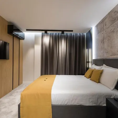 Egoist Boutique Suites Veliko Tŭrnovo Exterior photo